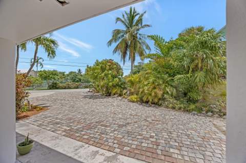 9 Jade Drive, Big Coppitt FL - photo 11 of 67