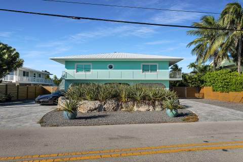 232 W Seaview Drive, Duck Key FL - photo 14 of 73