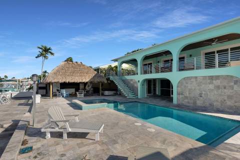 232 W Seaview Drive, Duck Key FL - photo 17 of 73