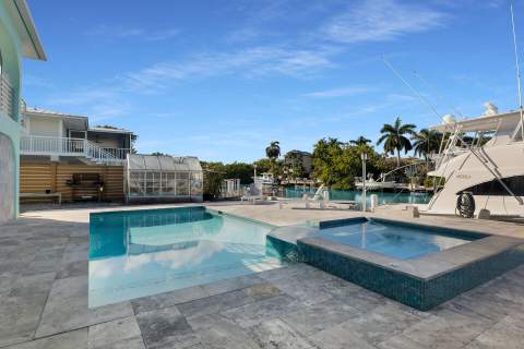 232 W Seaview Drive, Duck Key FL - photo 24 of 73
