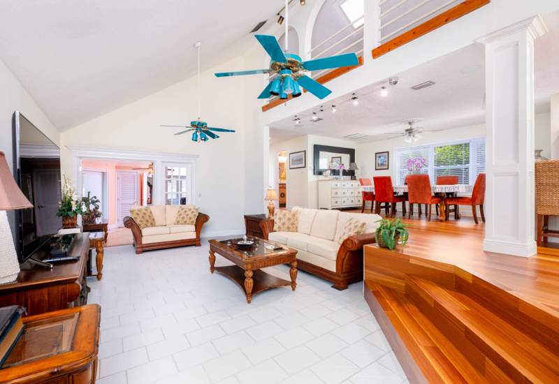 5 bedroom Single Family Residence at 106 Gardenia Avenue, Plant Tropical Park (91.0), Plantation Key — photo 2