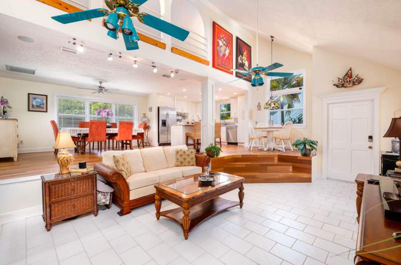 5 bedroom Single Family Residence at 106 Gardenia Avenue, Plant Tropical Park (91.0), Plantation Key — photo 3