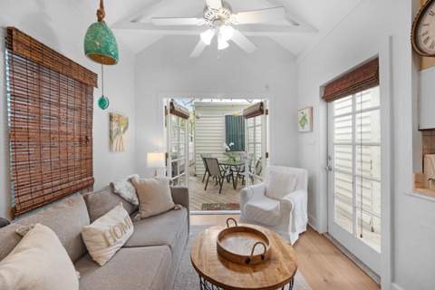 1025 Elgin Lane, Key West FL - photo 10 of 37