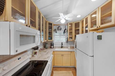 1025 Elgin Lane, Key West FL - photo 16 of 37