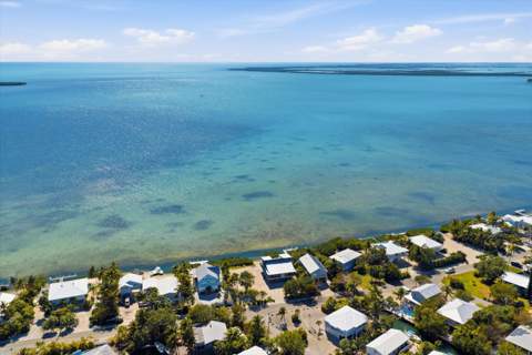22542 Jolly Roger Drive, Cudjoe Key FL - photo 13 of 52