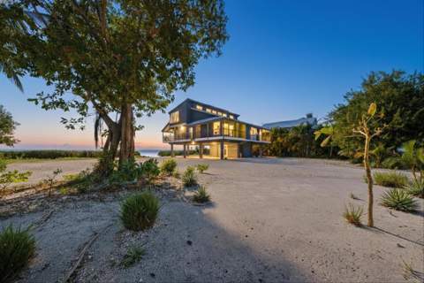 22542 Jolly Roger Drive, Cudjoe Key FL - photo 15 of 52