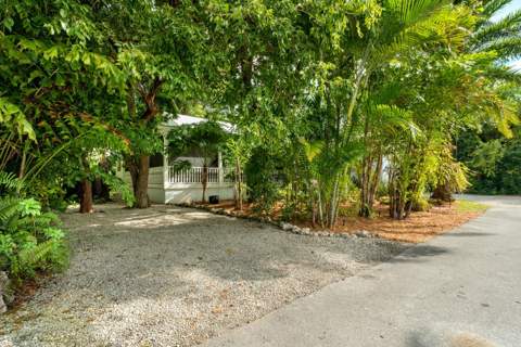 33 Pen Key, Upper Matecumbe Key Islamorada FL - photo 7 of 60