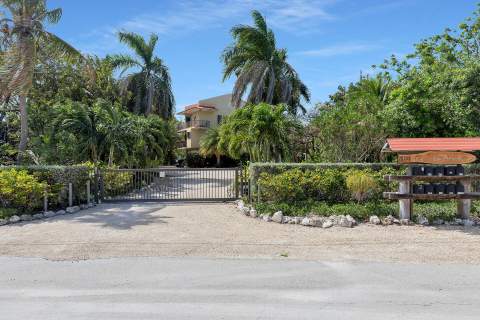75710 Overseas Highway #1, Lower Matecumbe FL - photo 7 of 48