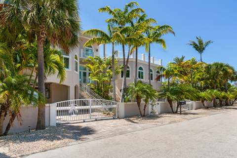 3742 Seagrape Street, Big Pine Key FL - photo 24 of 99