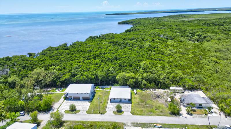 5 bedroom Multi-Units at 34 Atlantic Drive, Ocean Reef Shores (905.0), Key Largo — photo 5