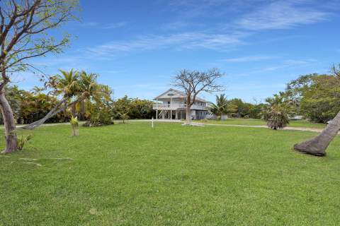 29131 Watson Boulevard, Big Pine Key FL - photo 9 of 33