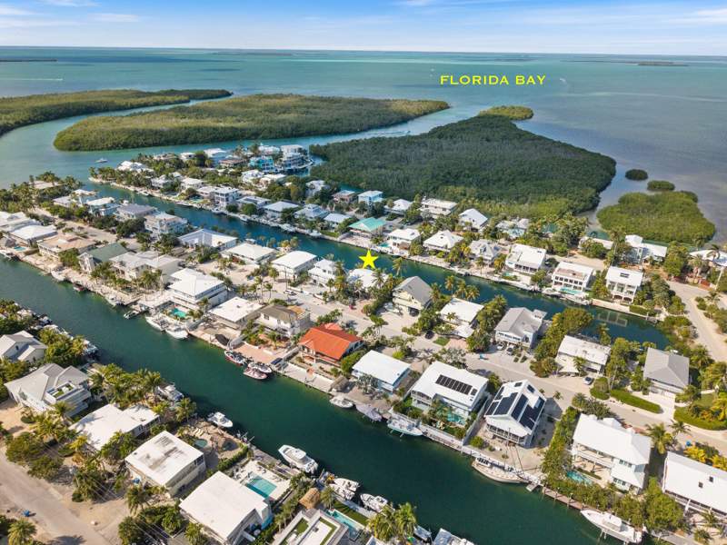 5 bedroom Single Family Residence at 113 Villa Bella Drive, Venetian Shores (86.0), Plantation Key — photo 2