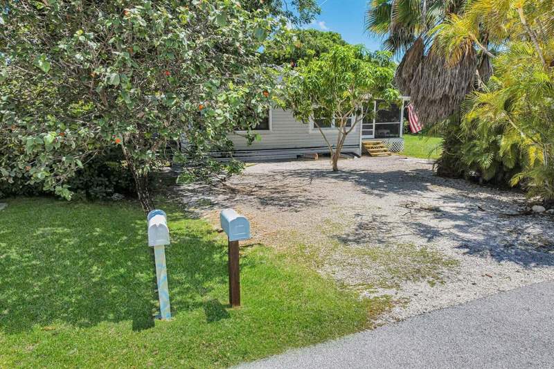 3 bedroom Single Family Residence at 30461 Poinciana Road, Palm Villa (30.5), Big Pine Key — photo 3