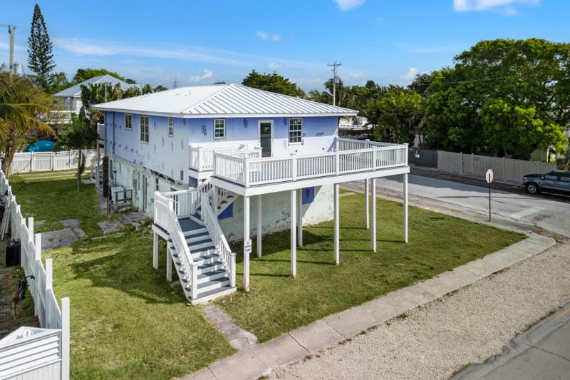 4 bedroom Multi-Units at 1224 2nd Street, Sunshine Sub Plat 3 (3.0), Key West — photo 3