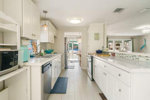 205 Humpty Dumpty Drive, Key Largo FL - photo 6 of 40