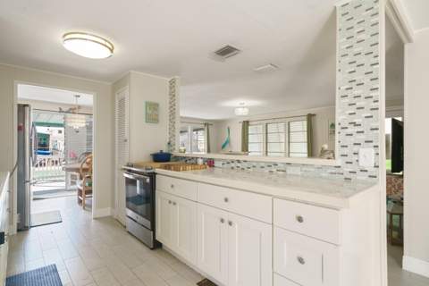 205 Humpty Dumpty Drive, Key Largo FL - photo 8 of 40
