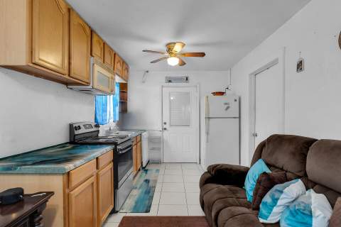 245 41st Street, Marathon FL - photo 8 of 14