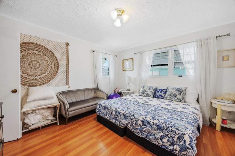 3 bedroom Single Family Residence at 28E 12th Avenue, Stuart Sub (5.0), Stock Island — photo 3