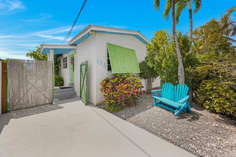 4 bedroom Single Family Residence at 13A-14A 12th Avenue, Stuart Sub (5.0), Stock Island — photo 3