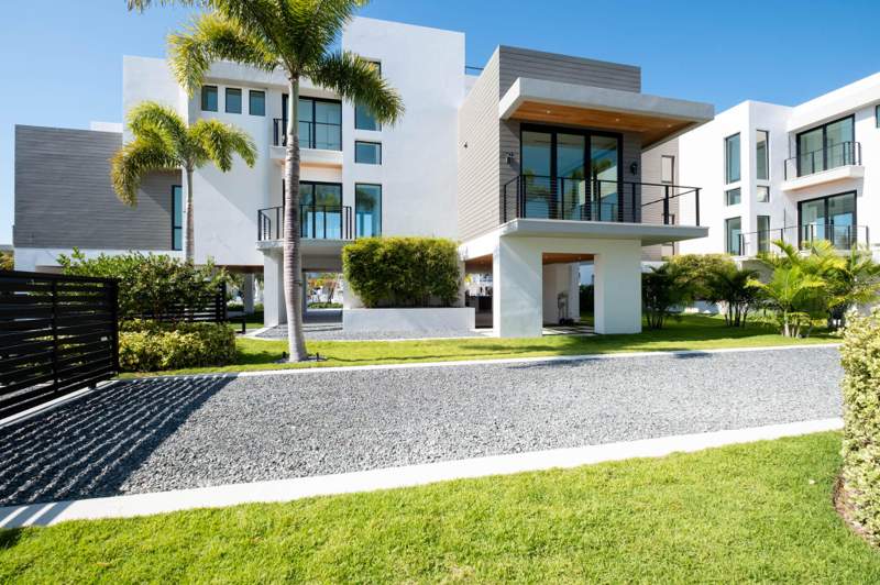 5 bedroom Single Family Residence at 301 Buttonwood Circle #A, Key Largo Beach Addition (100.0), Key Largo — photo 2