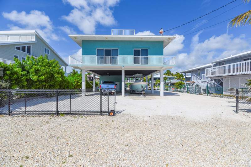 3 bedroom Single Family Residence at 22939 Gasparilla Lane, Cutthroat Harbor Est (23.0), Cudjoe Key — photo 5