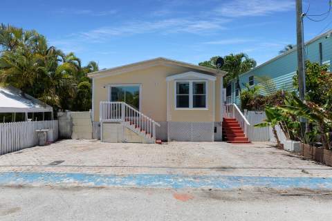 4 Coral Drive, Saddlebunch FL - photo 7 of 39