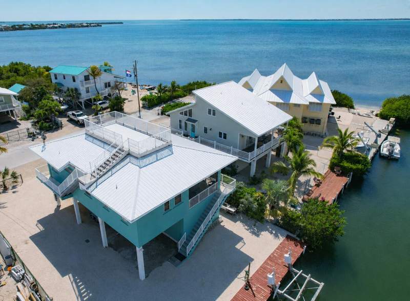 3 bedroom Single Family Residence at 22939 Gasparilla Lane, Cutthroat Harbor Est (23.0), Cudjoe Key — photo 4