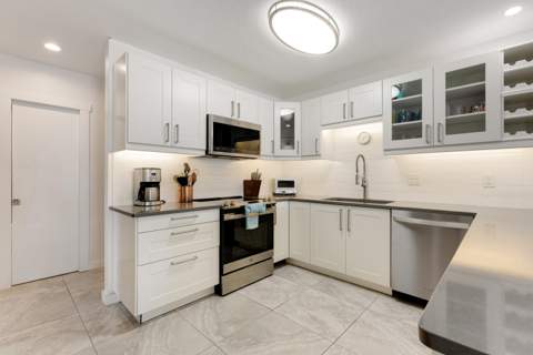 440 9th Street, Key Colony FL - photo 13 of 50