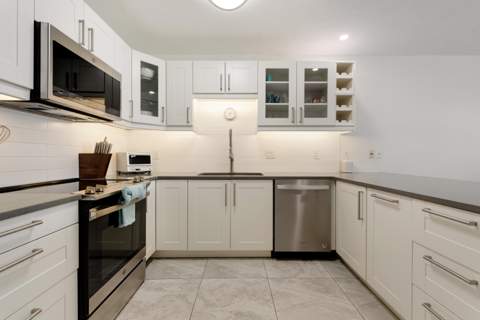 440 9th Street, Key Colony FL - photo 14 of 50
