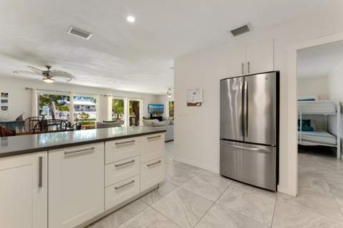 440 9th Street, Key Colony FL - photo 15 of 50