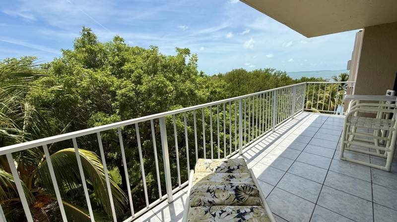 2 bedroom Condominium at 88500 Overseas Highway #Apt 424, Summer Sea (88.5), Plantation Key — photo 3