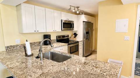 88500 Overseas Highway #Apt 424, Plantation Key FL - photo 6 of 31