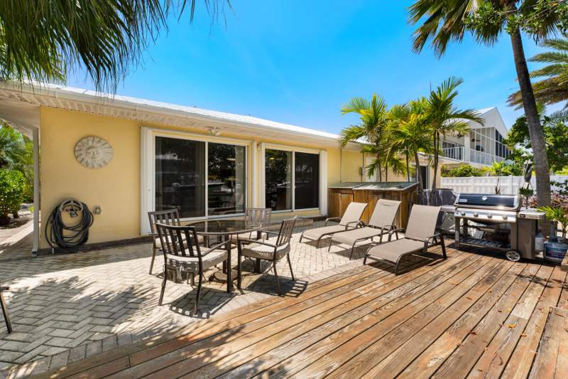 3 bedroom Half Duplex at 440 9th Street, Key Colony Bch 1st Addn Amd Plat (53.5), Key Colony — photo 5