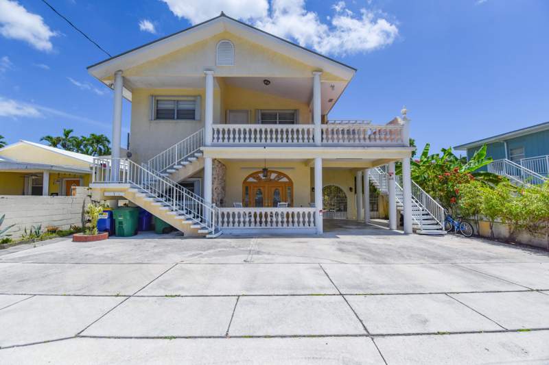 7 bedroom Multi-Units at 1504 Flagler Avenue, Flagler Center Ph 2 (3.0), Key West — photo 2