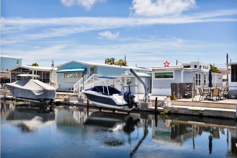 2 bedroom Mobile Home at 1503 Aqueduct Lane, Cross Key Waterways (103.0), Key Largo — photo 3