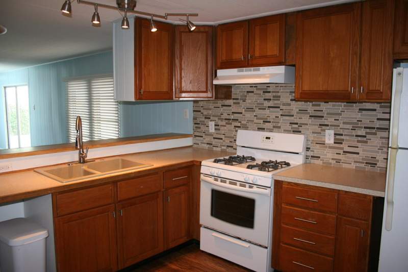 2 bedroom Mobile Home at 13 Old State Road, Harborage (97.5), Key Largo — photo 3