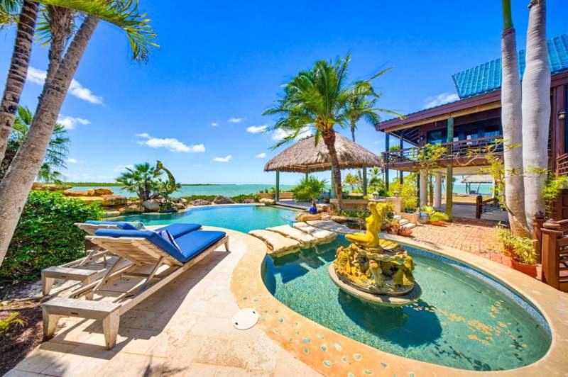 5 bedroom Single Family Residence at 87 Cannon Royal Drive, Shark Key (11.0), Shark Key — photo 5