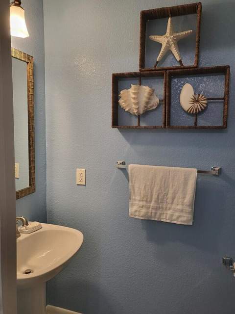 7024 Harbor Village Drive, Duck Key FL - photo 9 of 31
