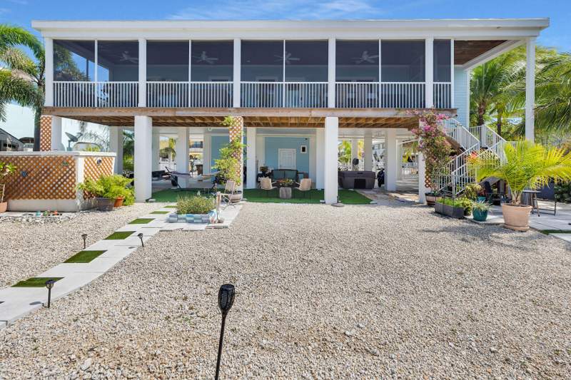 3 bedroom Single Family Residence at 29663 Saratoga Avenue, Pine Channel Estates (29.5), Big Pine Key — photo 3