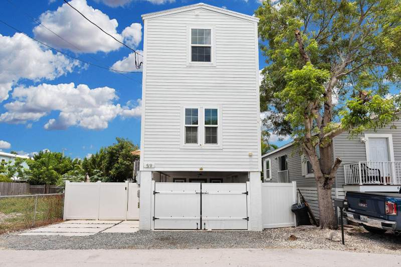 2 bedroom Single Family Residence at 59 Ed Swift Road, Big Coppitt Estates (10.0), Big Coppitt — photo 2