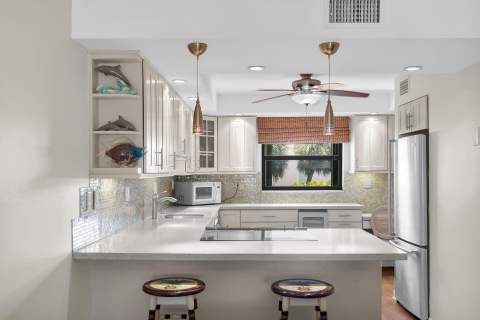 601 W Ocean Drive #316-D, Key Colony FL - photo 16 of 51