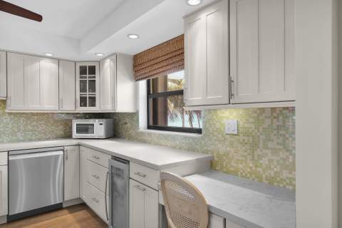 601 W Ocean Drive #316-D, Key Colony FL - photo 15 of 51