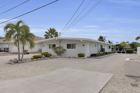 281 & 291 10th Street, Key Colony FL - photo 12 of 57