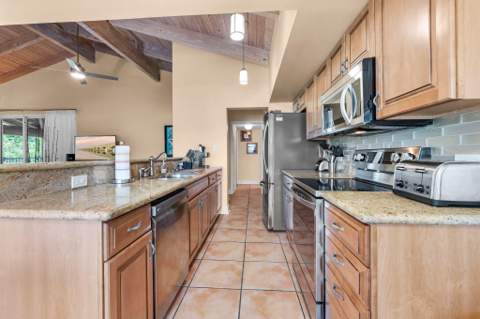 8301 Marina Villas Drive, Duck Key FL - photo 6 of 23
