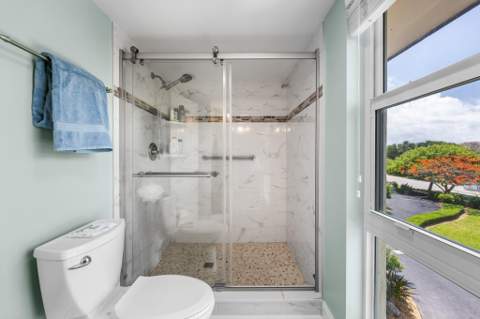 8301 Marina Villas Drive, Duck Key FL - photo 15 of 23