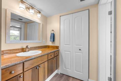 8301 Marina Villas Drive, Duck Key FL - photo 14 of 23