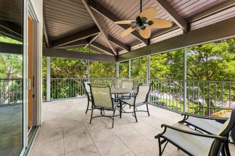 8301 Marina Villas Drive, Duck Key FL - photo 11 of 23
