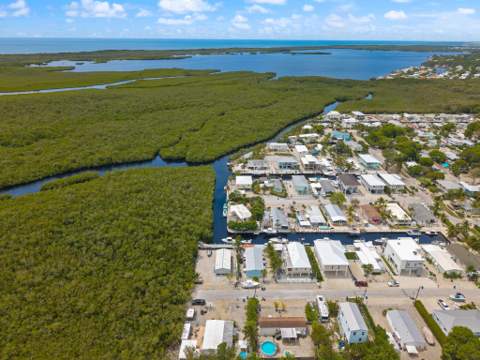 365 Loeb Avenue, Key Largo FL - photo 13 of 68