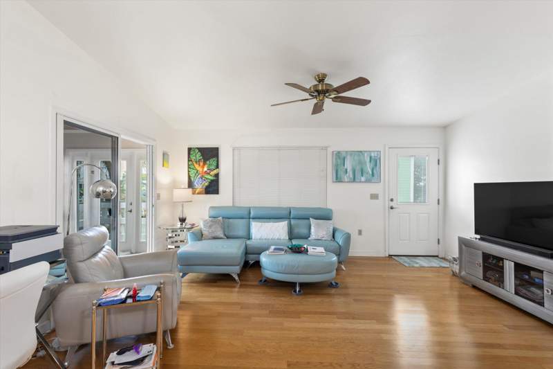 3 bedroom Single Family Residence at 135 Tortuga Lane, Cutthroat Harbor Est (23.0), Cudjoe Key — photo 5