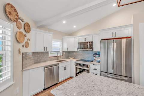273 Indies Road, Ramrod Key FL - photo 6 of 36